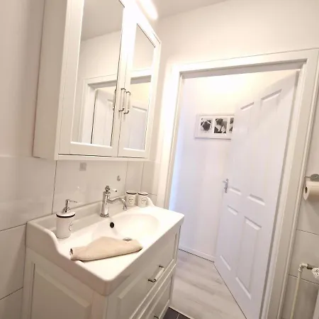 아파트 Berliner Hof App. 109 *